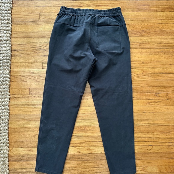 LULULEMON PANTS - Size M - Picture 2 of 4